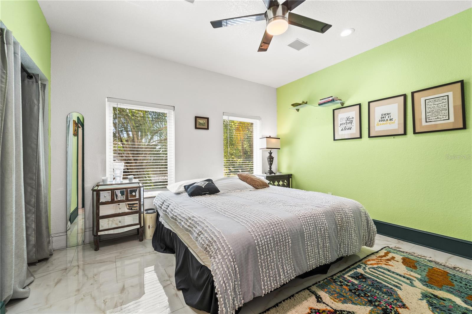 2520 GOMAZ Way ST PETERSBURG, FL 33712