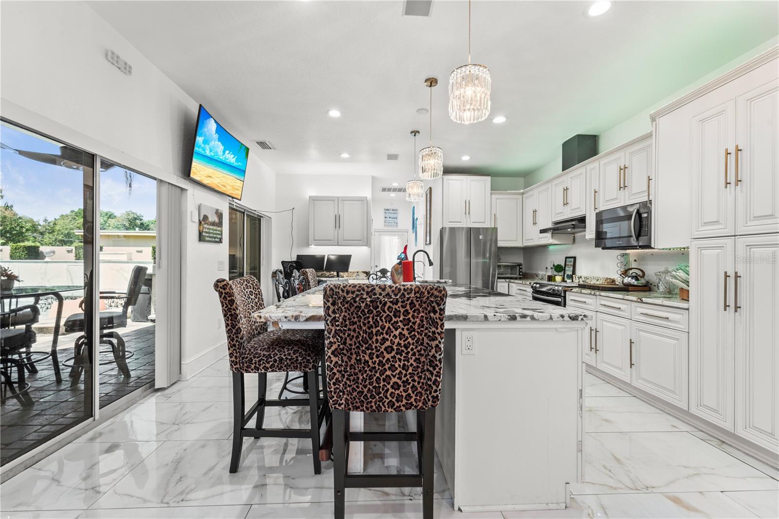 2520 GOMAZ Way ST PETERSBURG, FL 33712