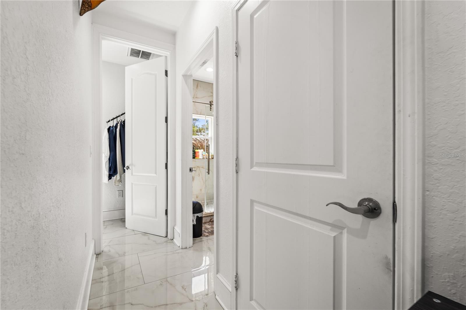 2520 GOMAZ Way ST PETERSBURG, FL 33712