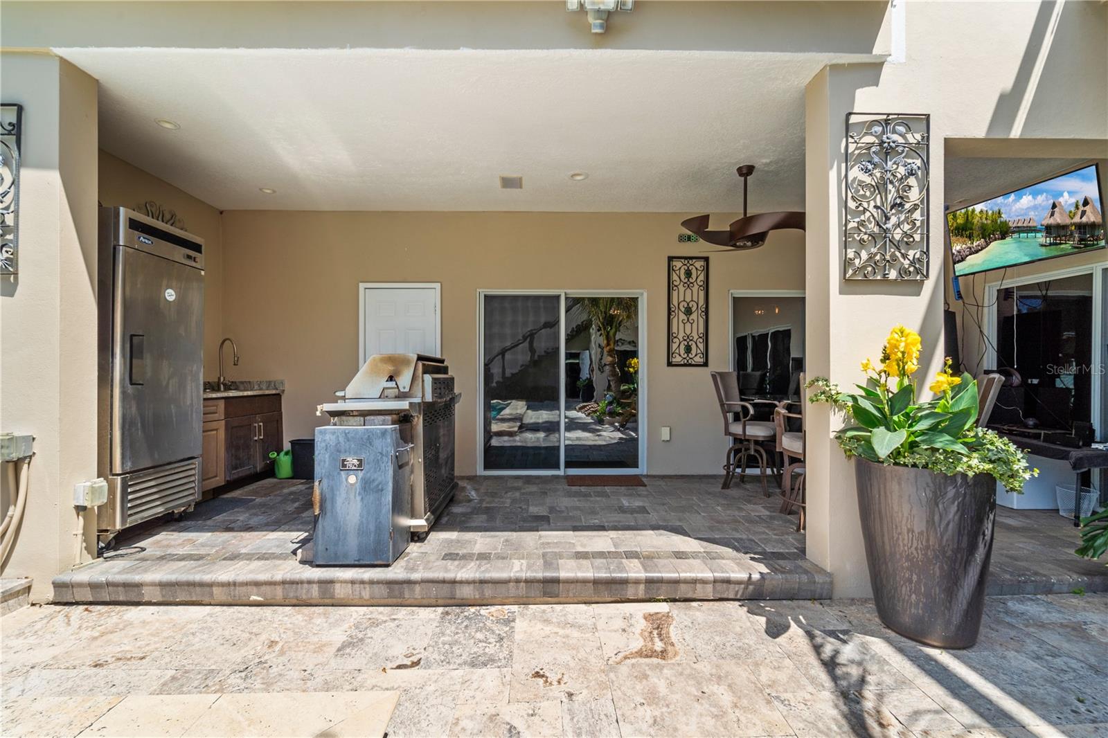 2520 GOMAZ Way ST PETERSBURG, FL 33712