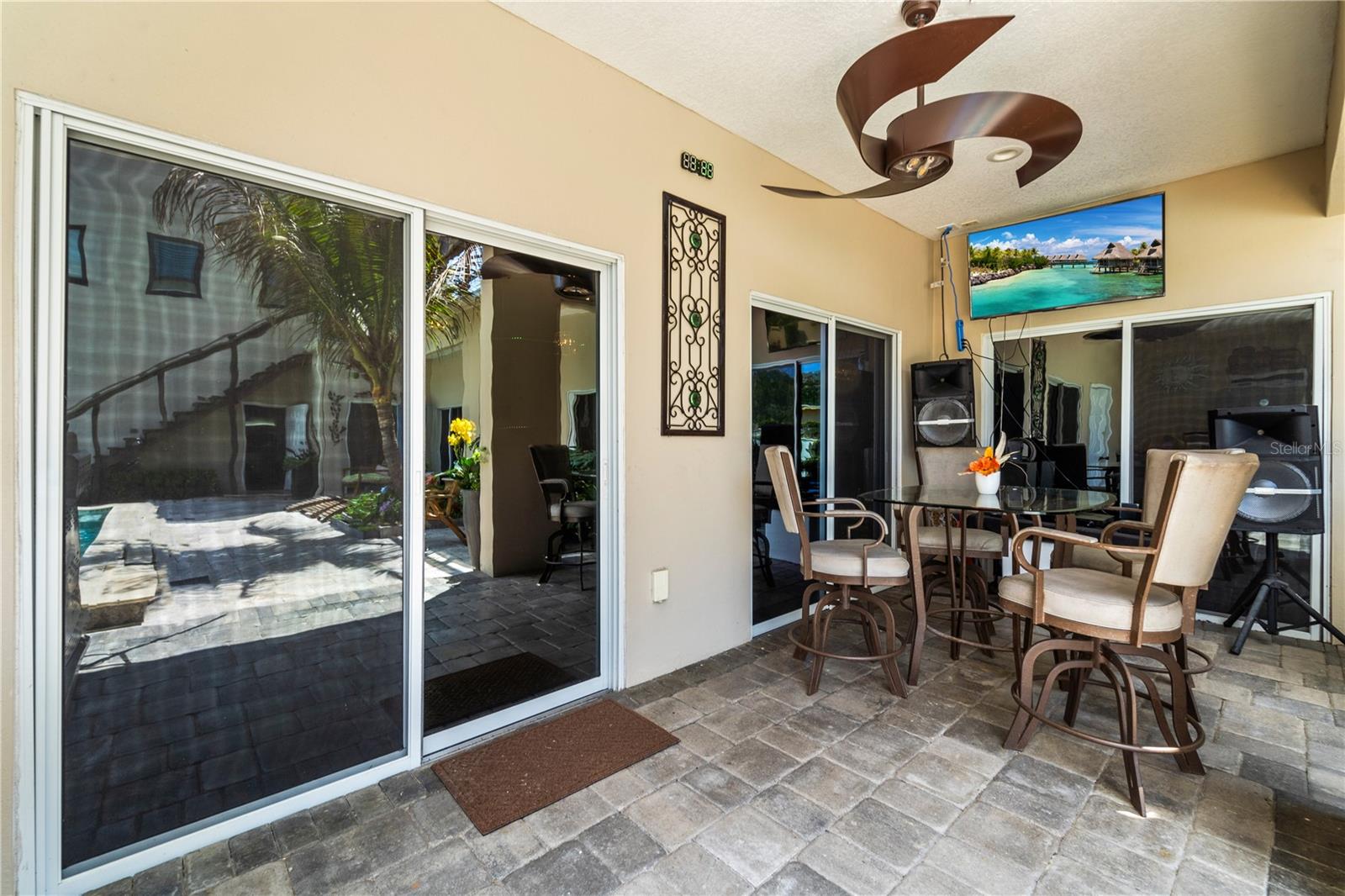 2520 GOMAZ Way ST PETERSBURG, FL 33712