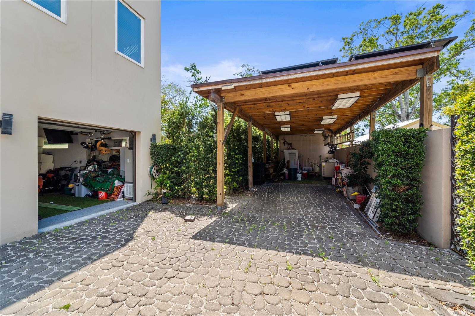 2520 GOMAZ Way ST PETERSBURG, FL 33712