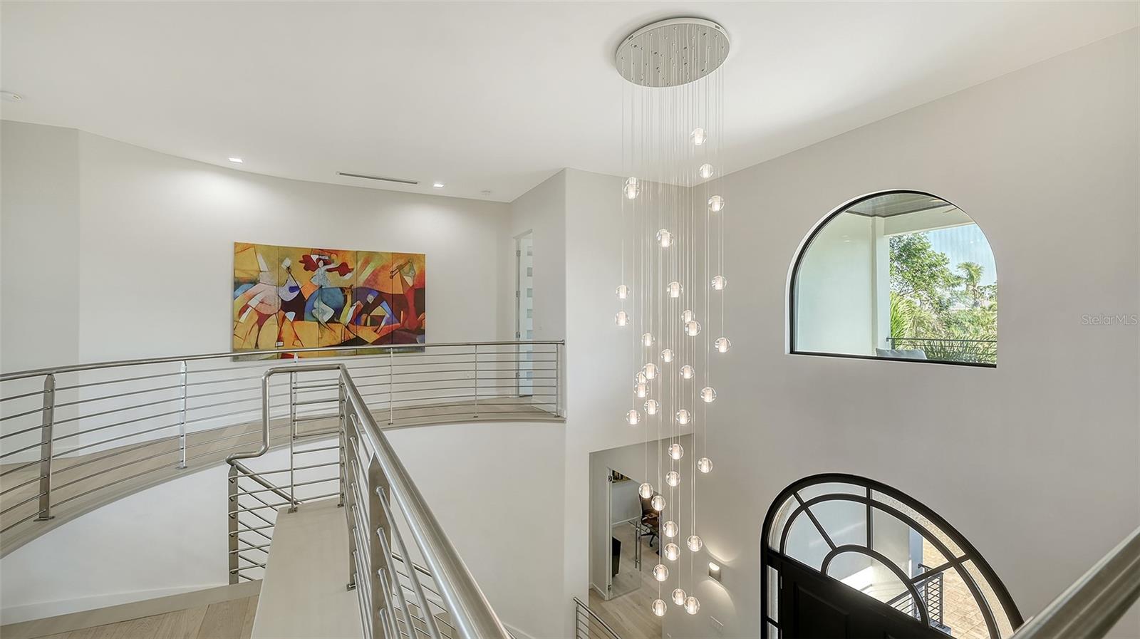 1540 HILLVIEW Dr SARASOTA, FL 34239