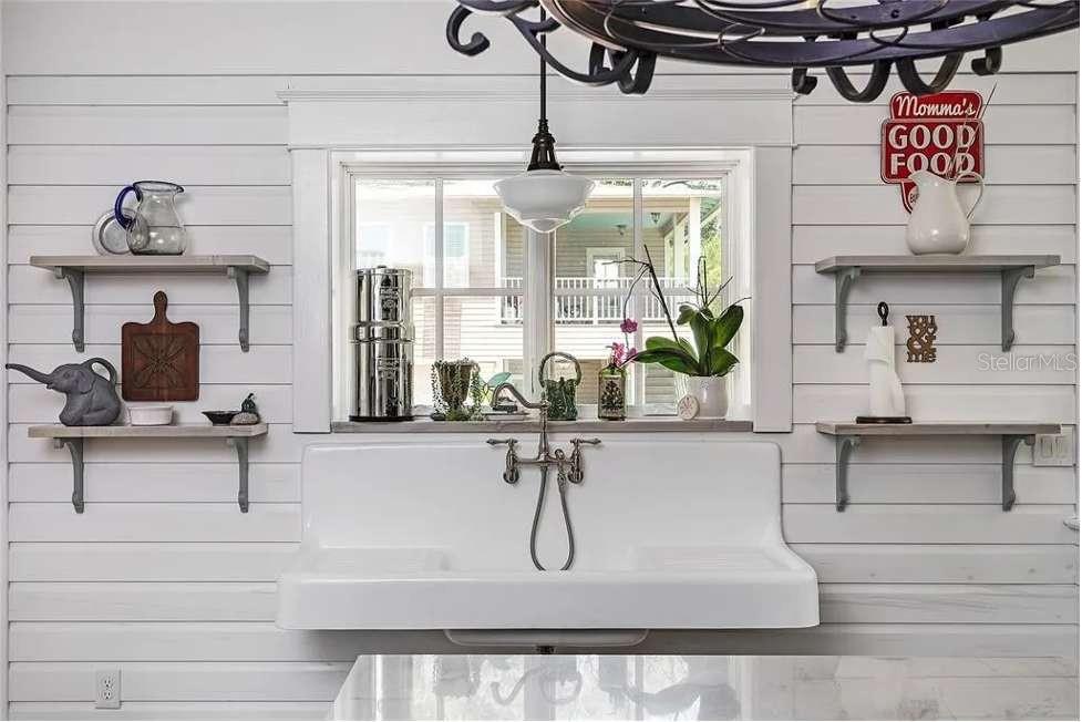 515 Lk Ave ORLANDO, FL 32801