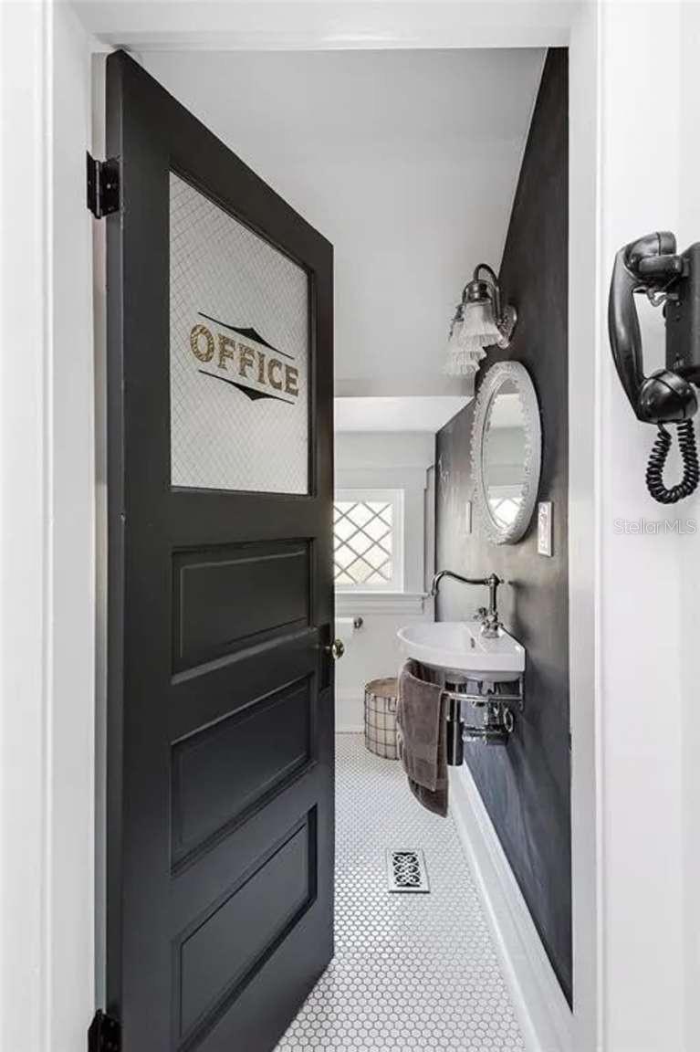 515 Lk Ave ORLANDO, FL 32801