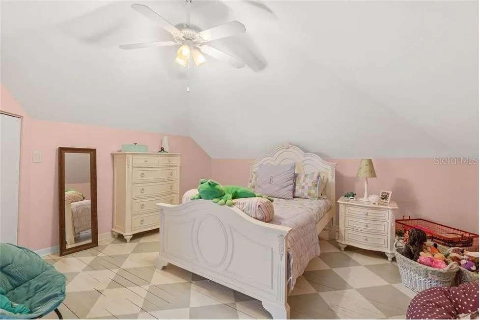 515 Lk Ave ORLANDO, FL 32801