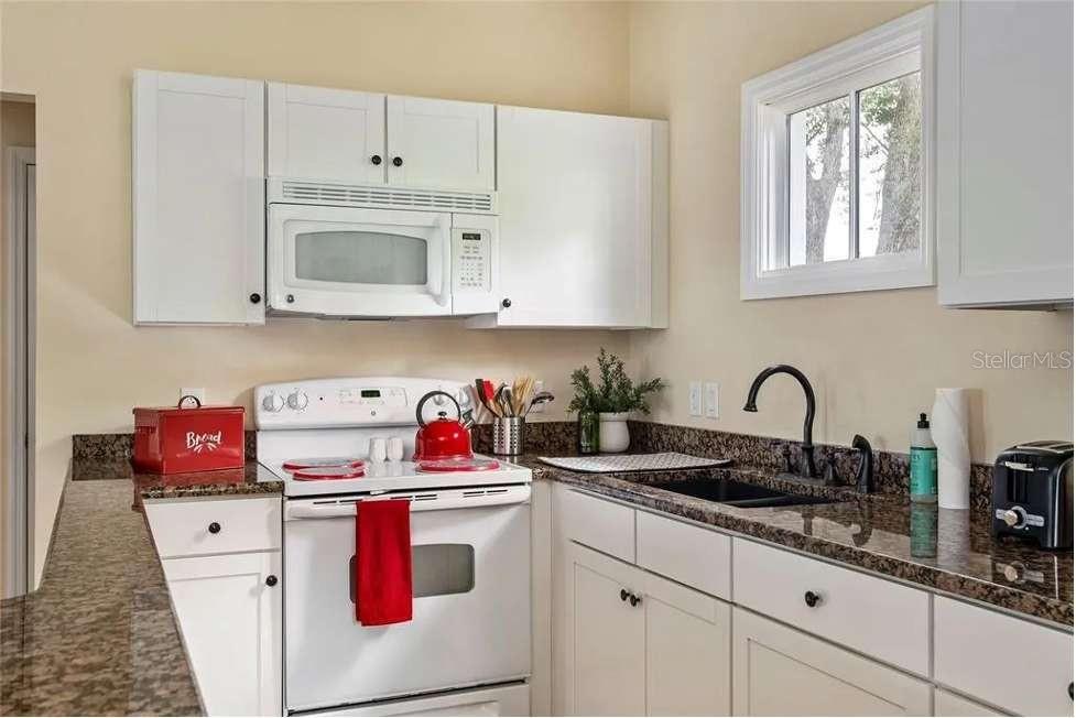 515 Lk Ave ORLANDO, FL 32801