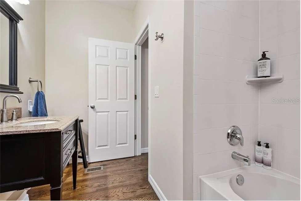 515 Lk Ave ORLANDO, FL 32801