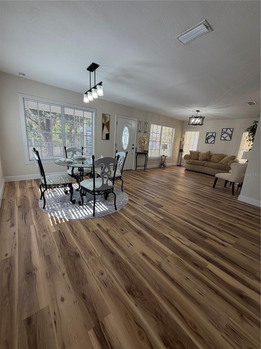 3503 N 11TH St TAMPA, FL 33605