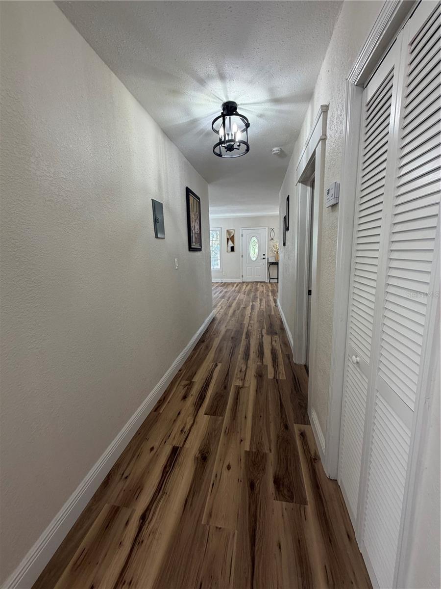 3503 N 11TH St TAMPA, FL 33605