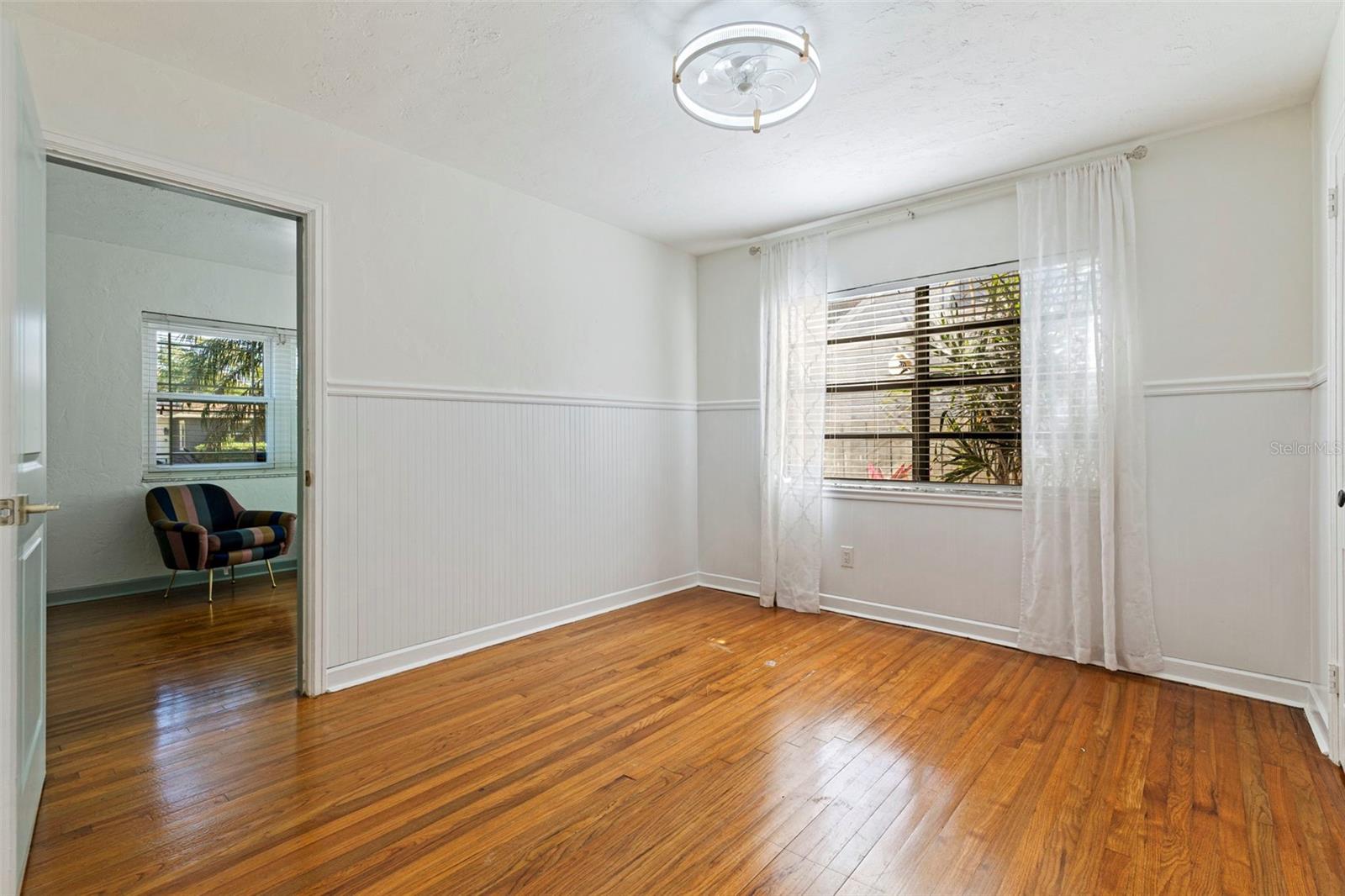 1610 14TH St ST PETERSBURG, FL 33704