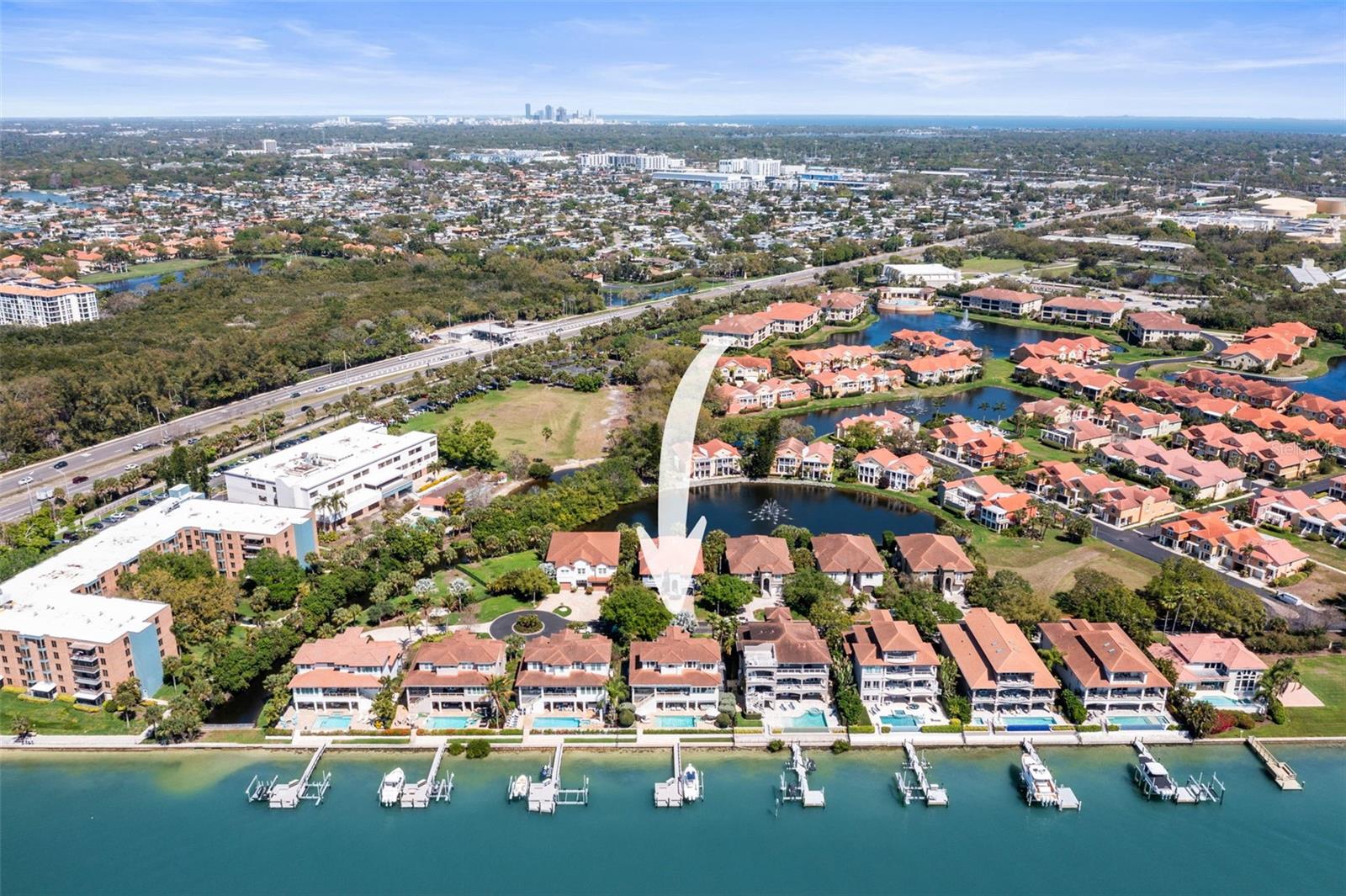 19 BAYFRONT Ct ST PETERSBURG, FL 33711