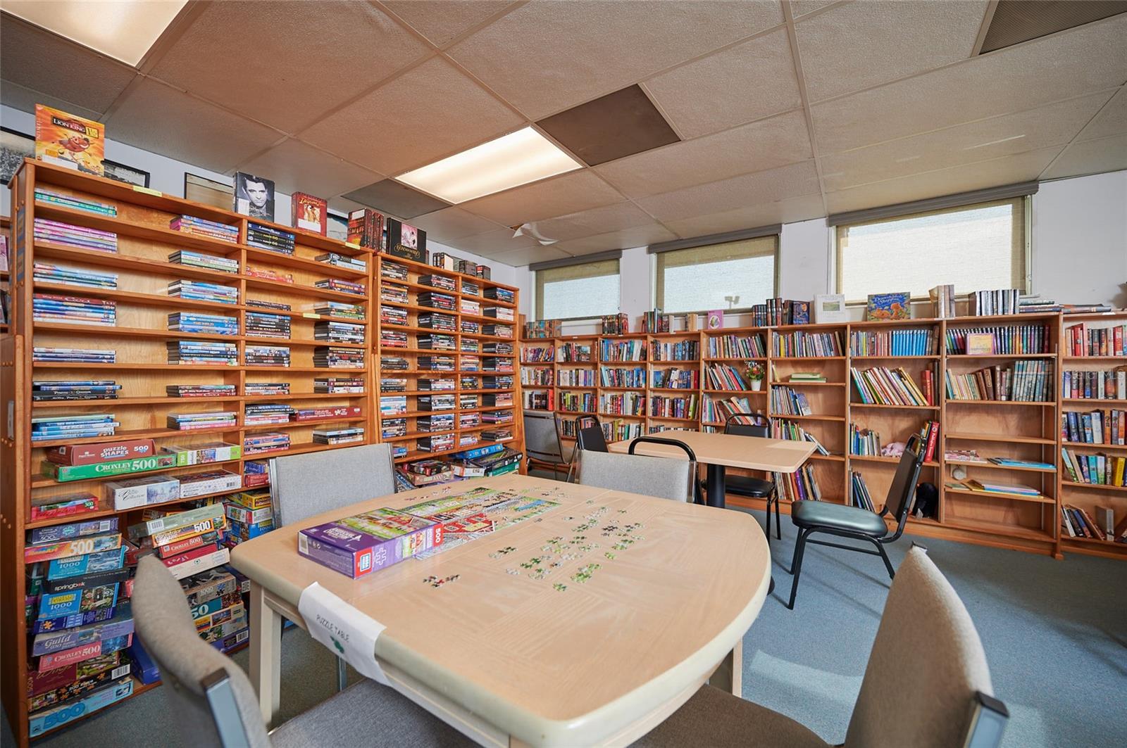 923 HIBISCUS Dr INDIAN LAKE ESTATES, FL 33855