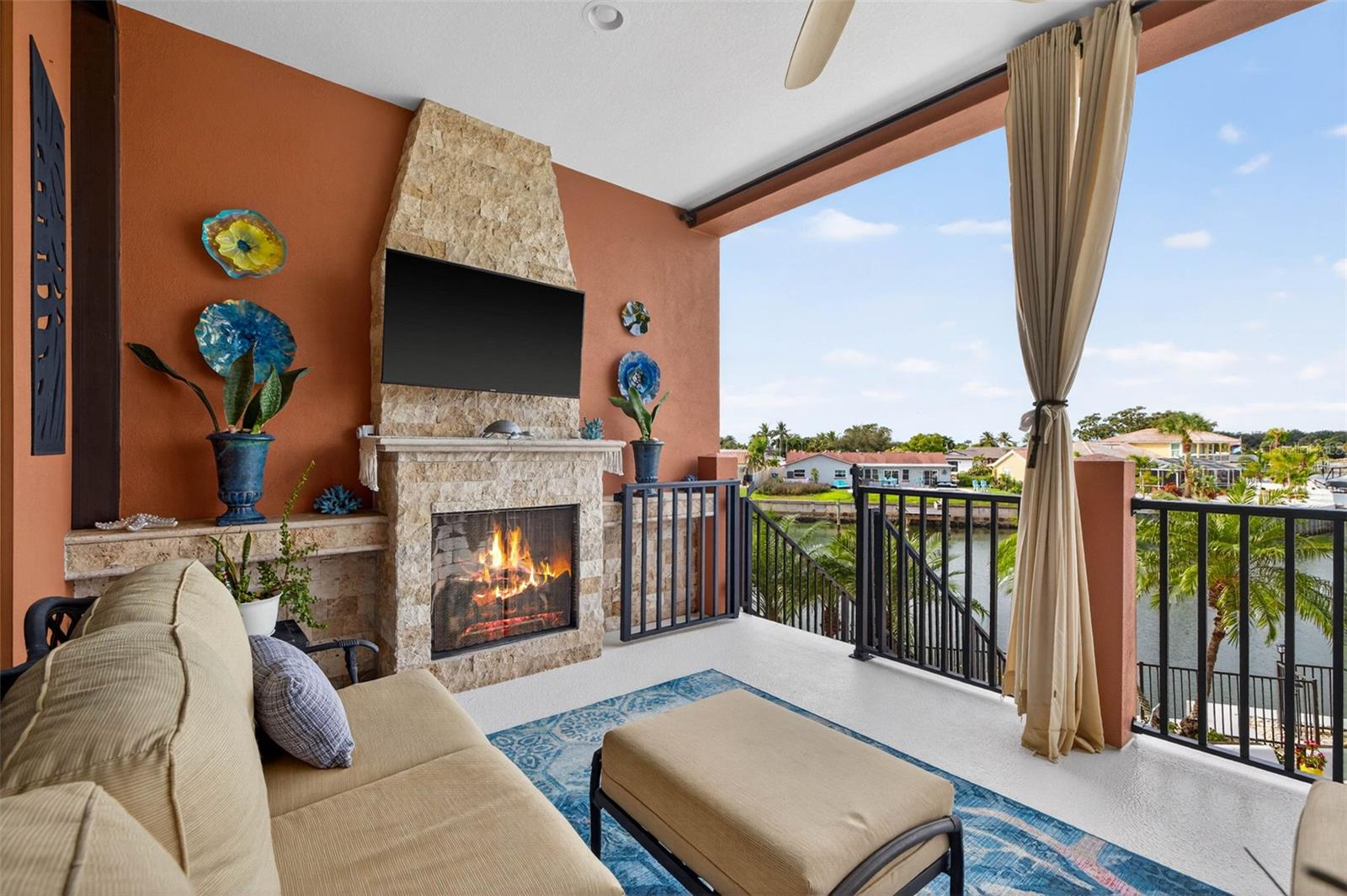 4401 38TH St ST PETERSBURG, FL 33711