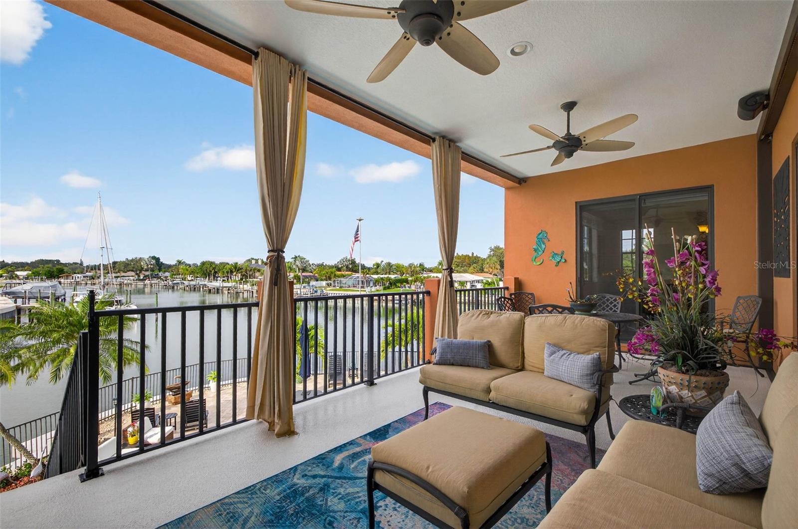 4401 38TH St ST PETERSBURG, FL 33711