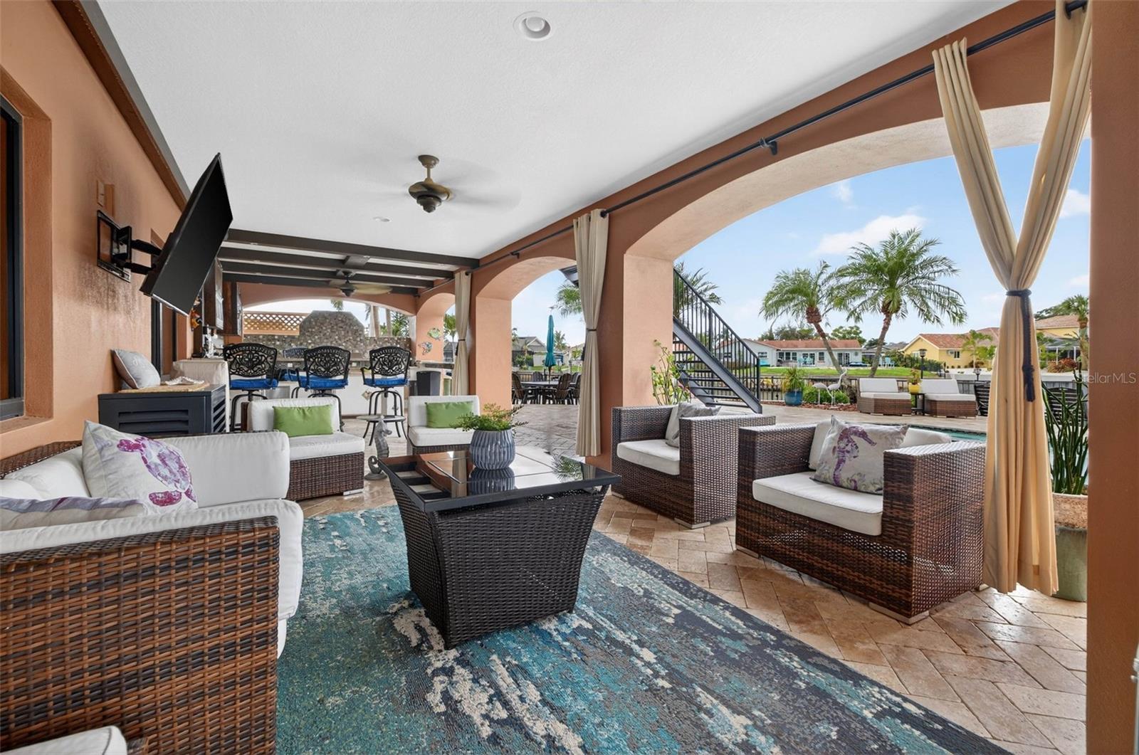 4401 38TH St ST PETERSBURG, FL 33711