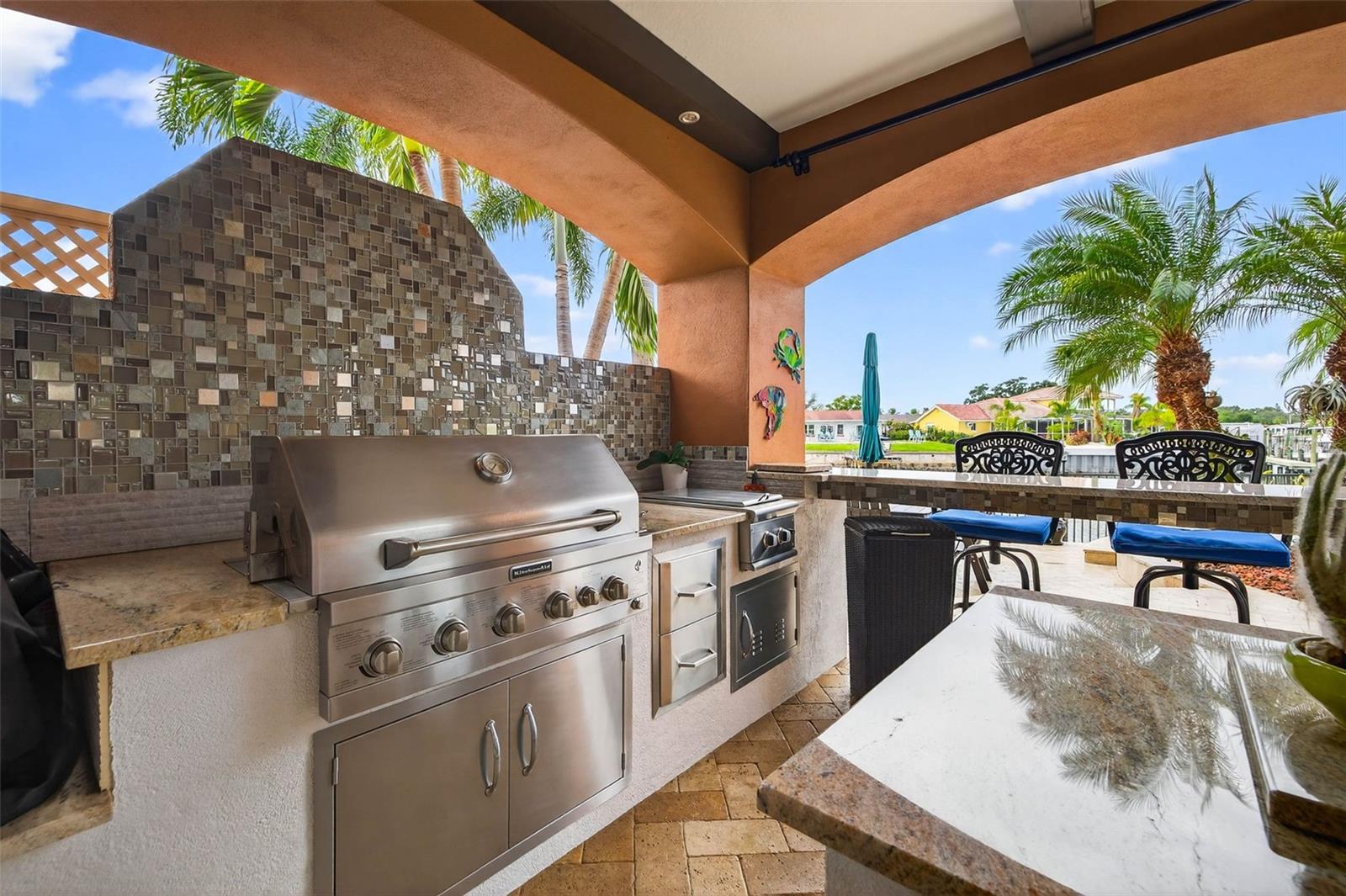 4401 38TH St ST PETERSBURG, FL 33711