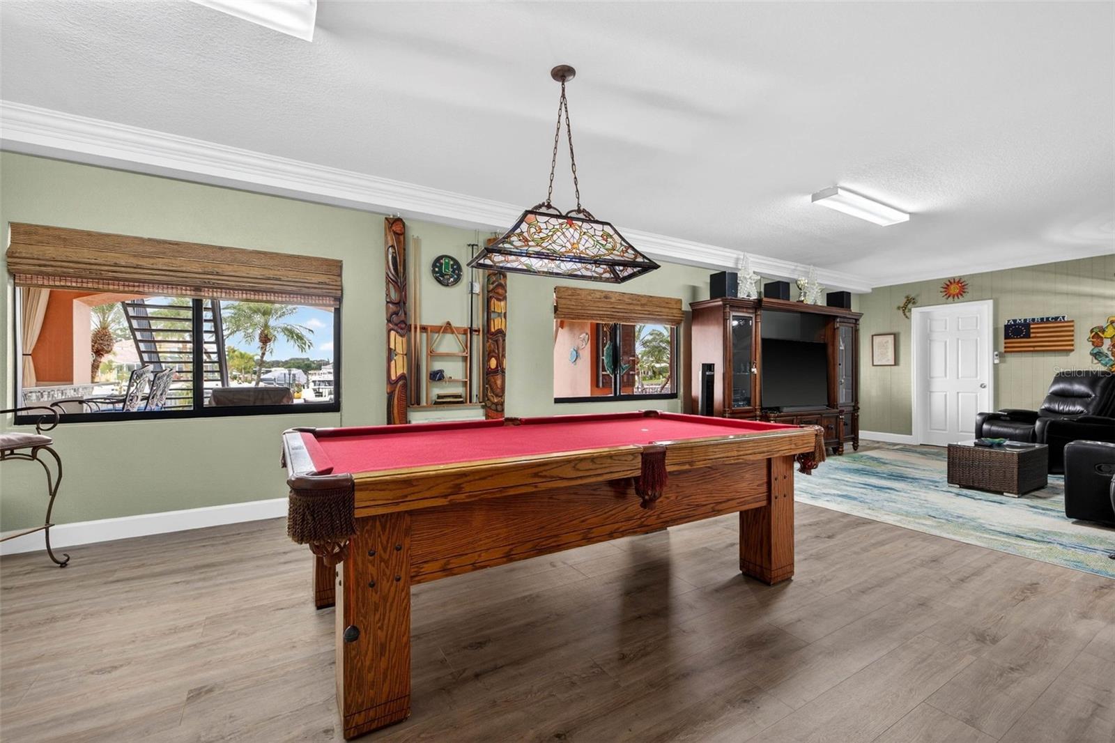 4401 38TH St ST PETERSBURG, FL 33711