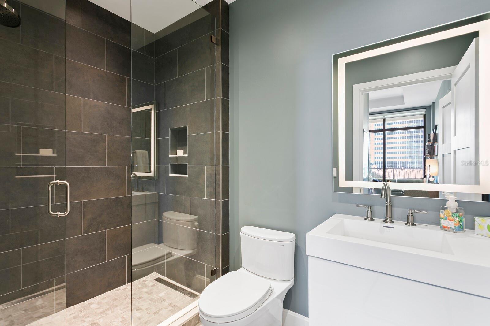 126 4TH Ave #502 ST PETERSBURG, FL 33701
