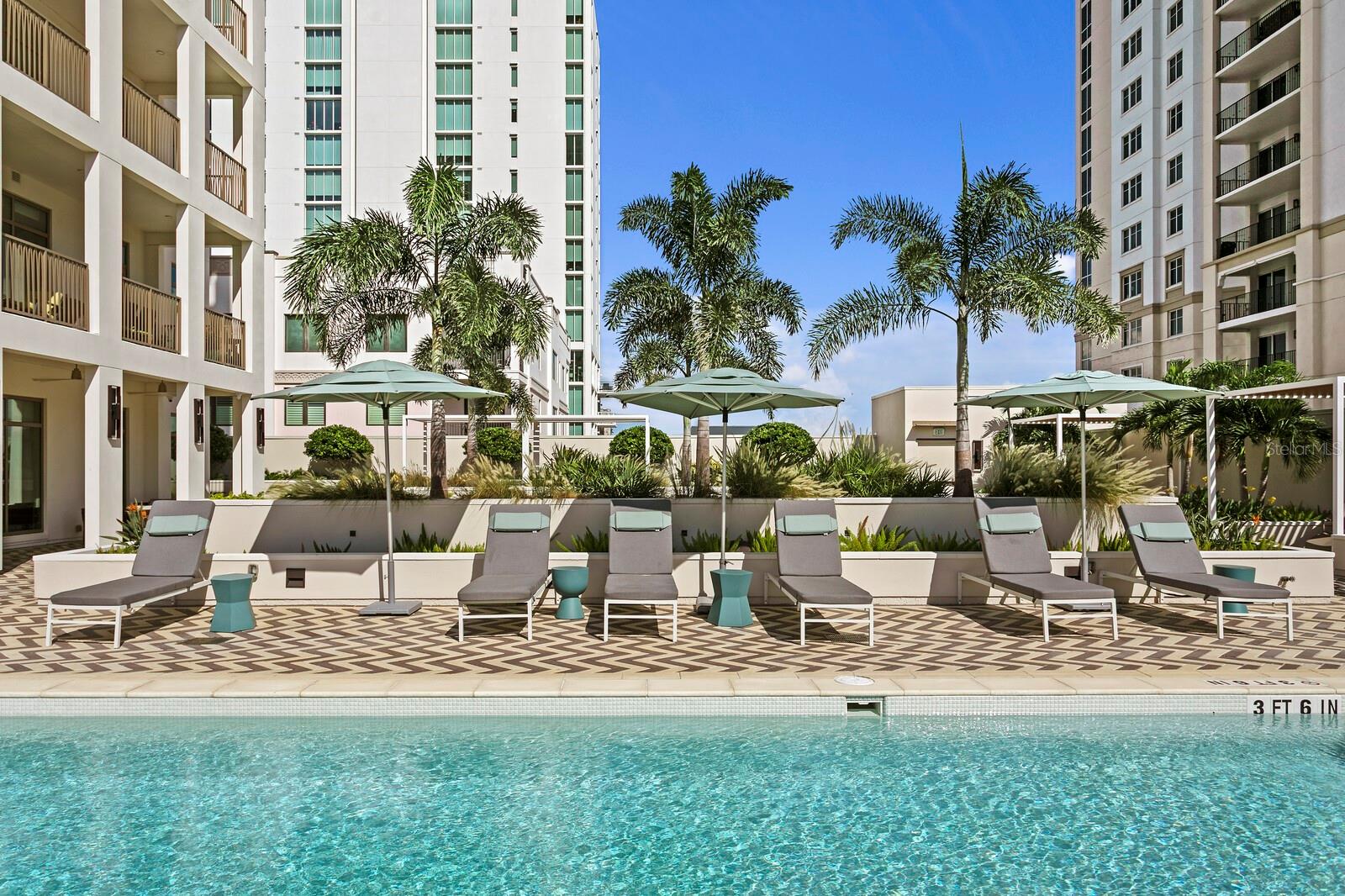 126 4TH Ave #502 ST PETERSBURG, FL 33701