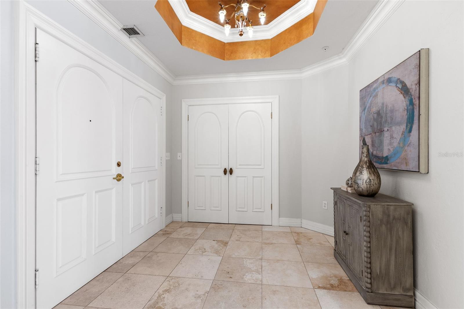 288 Bch Dr #9B ST PETERSBURG, FL 33701