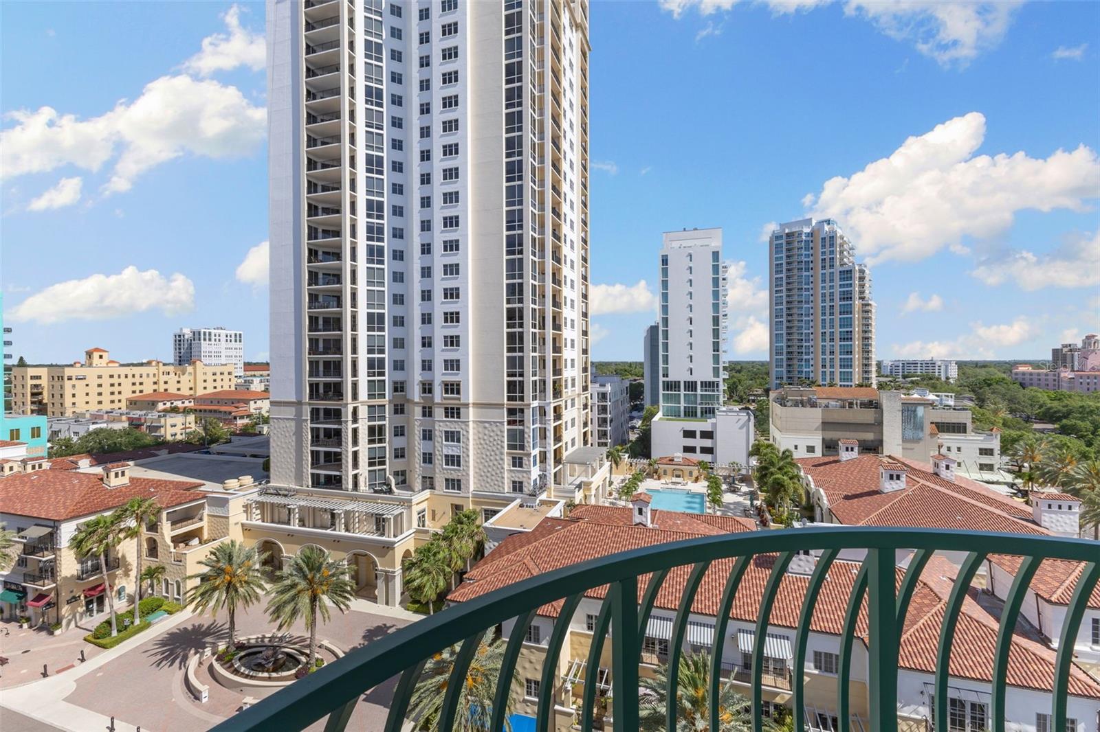 288 Bch Dr #9B ST PETERSBURG, FL 33701