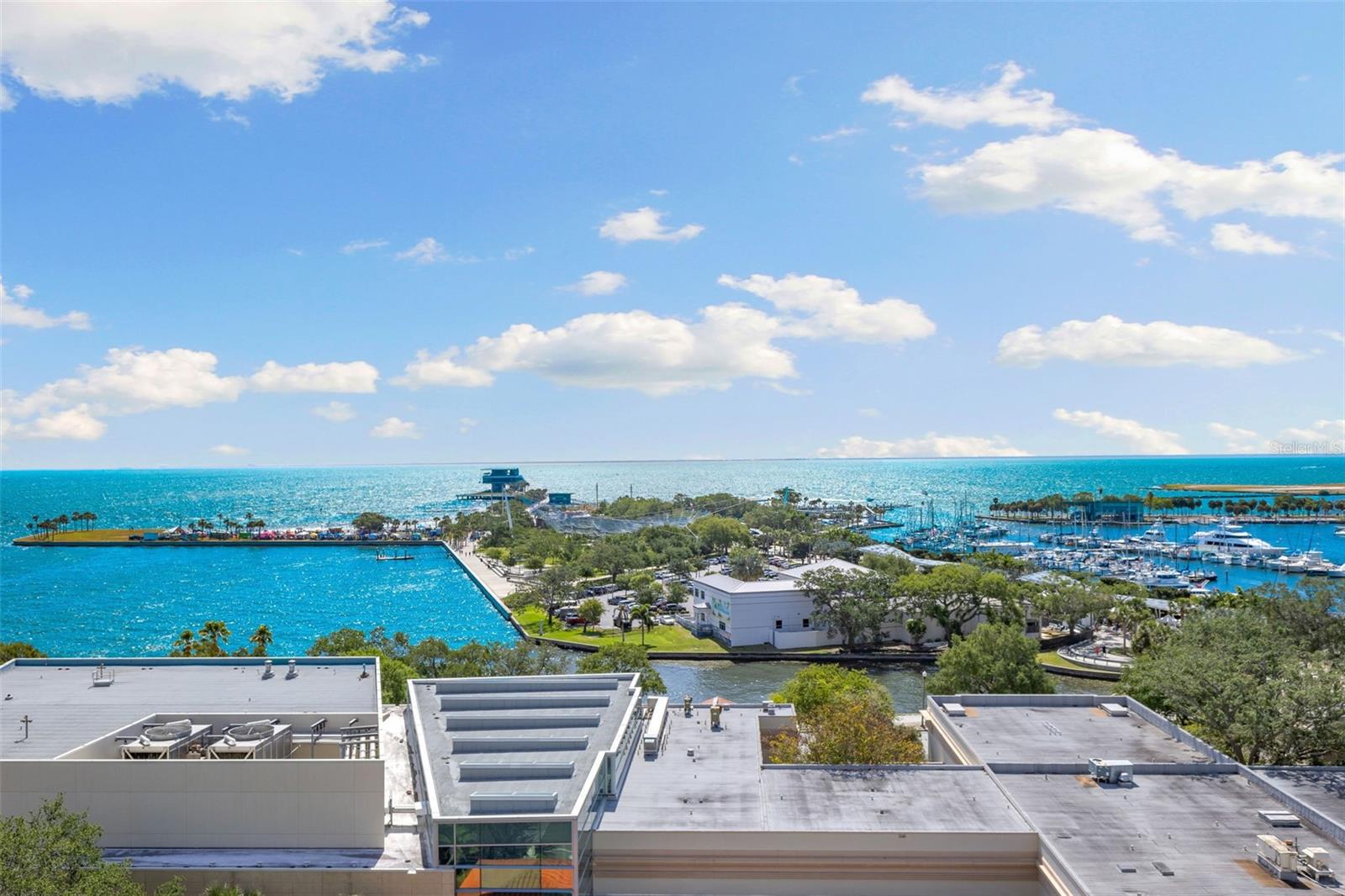 288 Bch Dr #9B ST PETERSBURG, FL 33701
