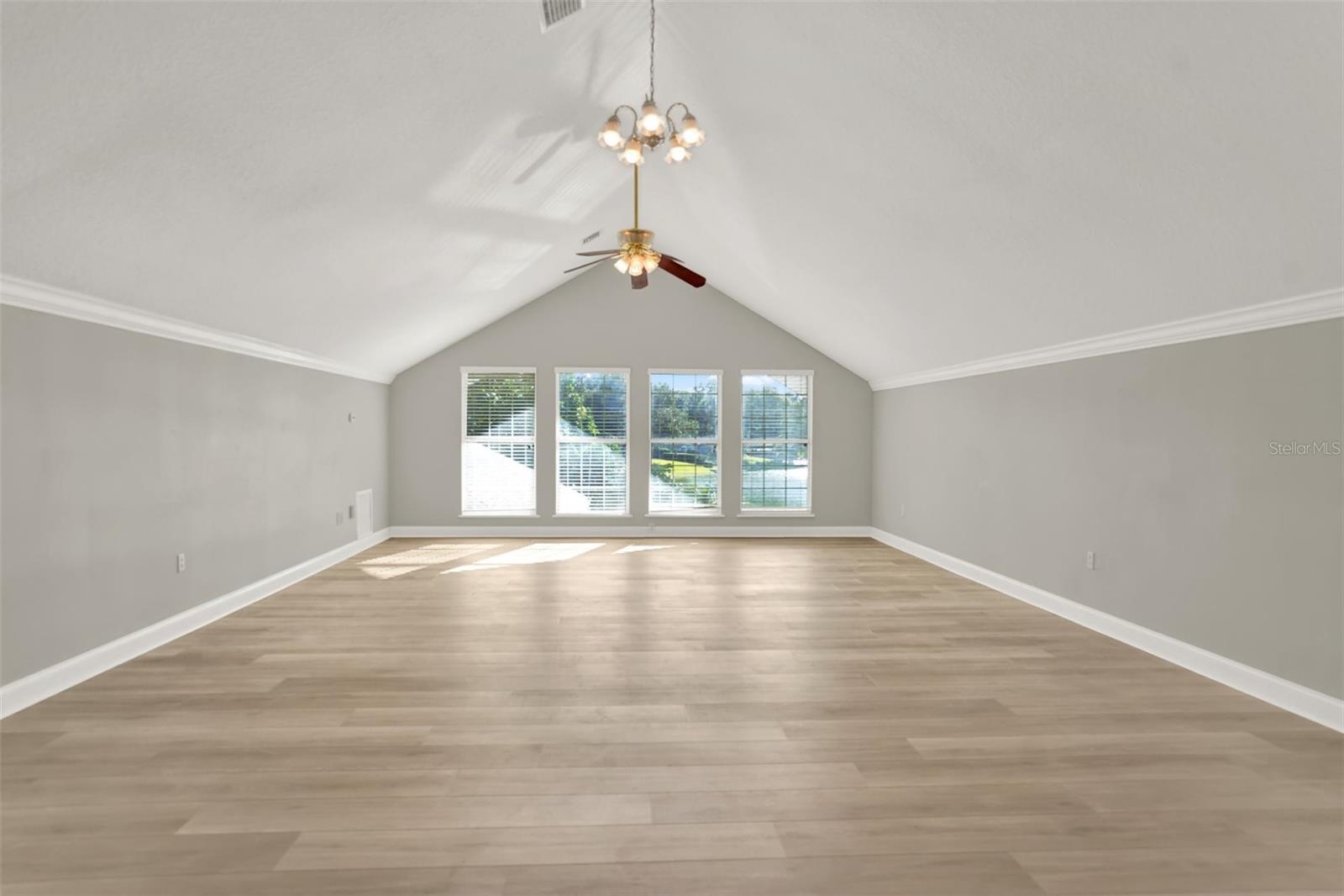 1516 BRIERCLIFF Dr ORLANDO, FL 32806