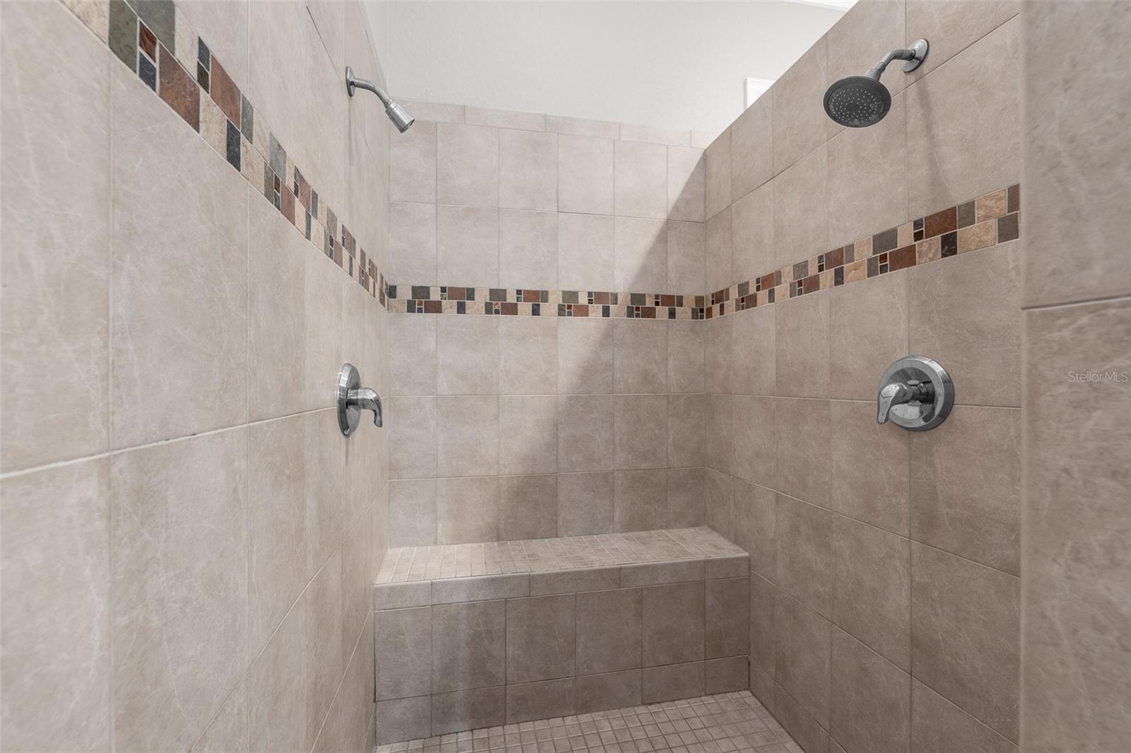 1698 TAYLOR Rdg Cir KISSIMMEE, FL 34744