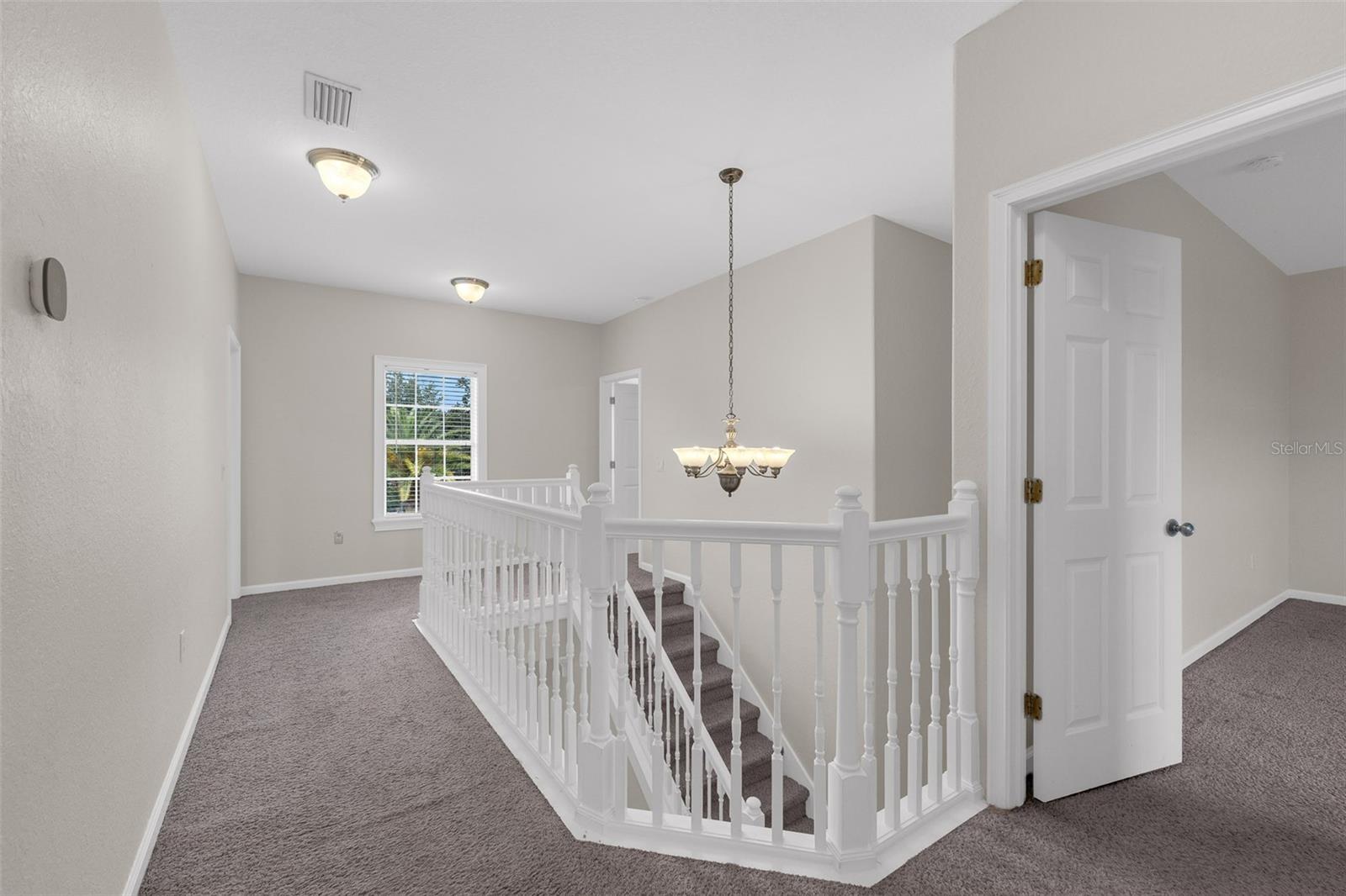 1698 TAYLOR Rdg Cir KISSIMMEE, FL 34744