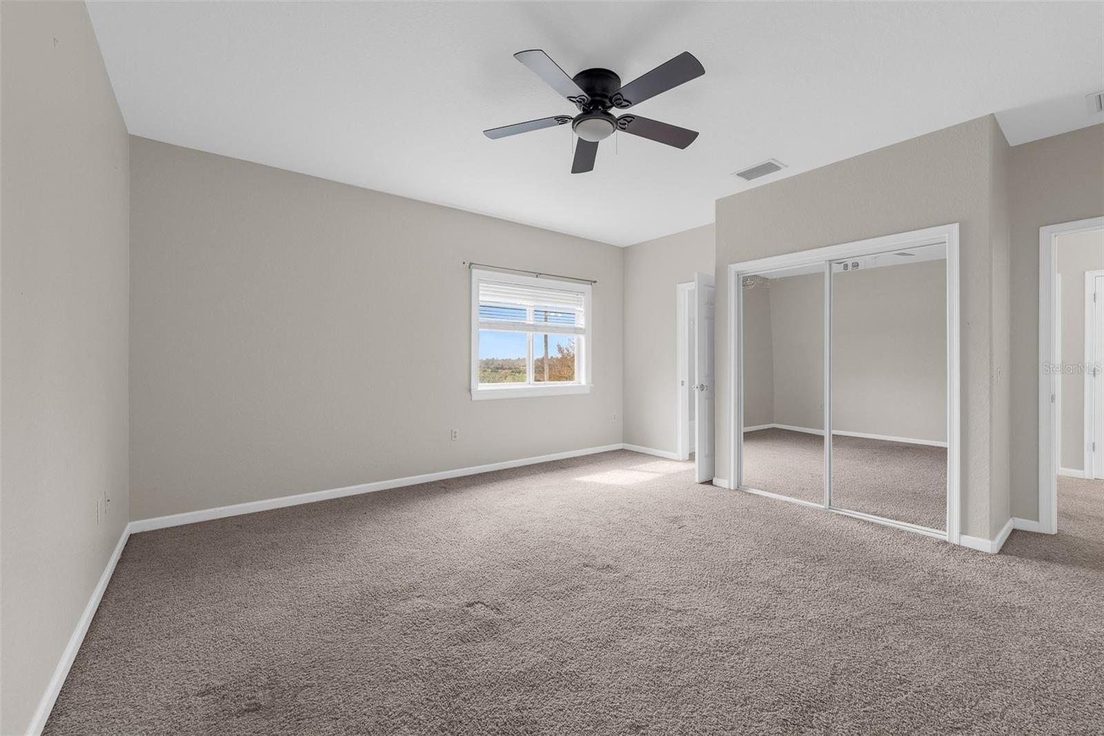 1698 TAYLOR Rdg Cir KISSIMMEE, FL 34744