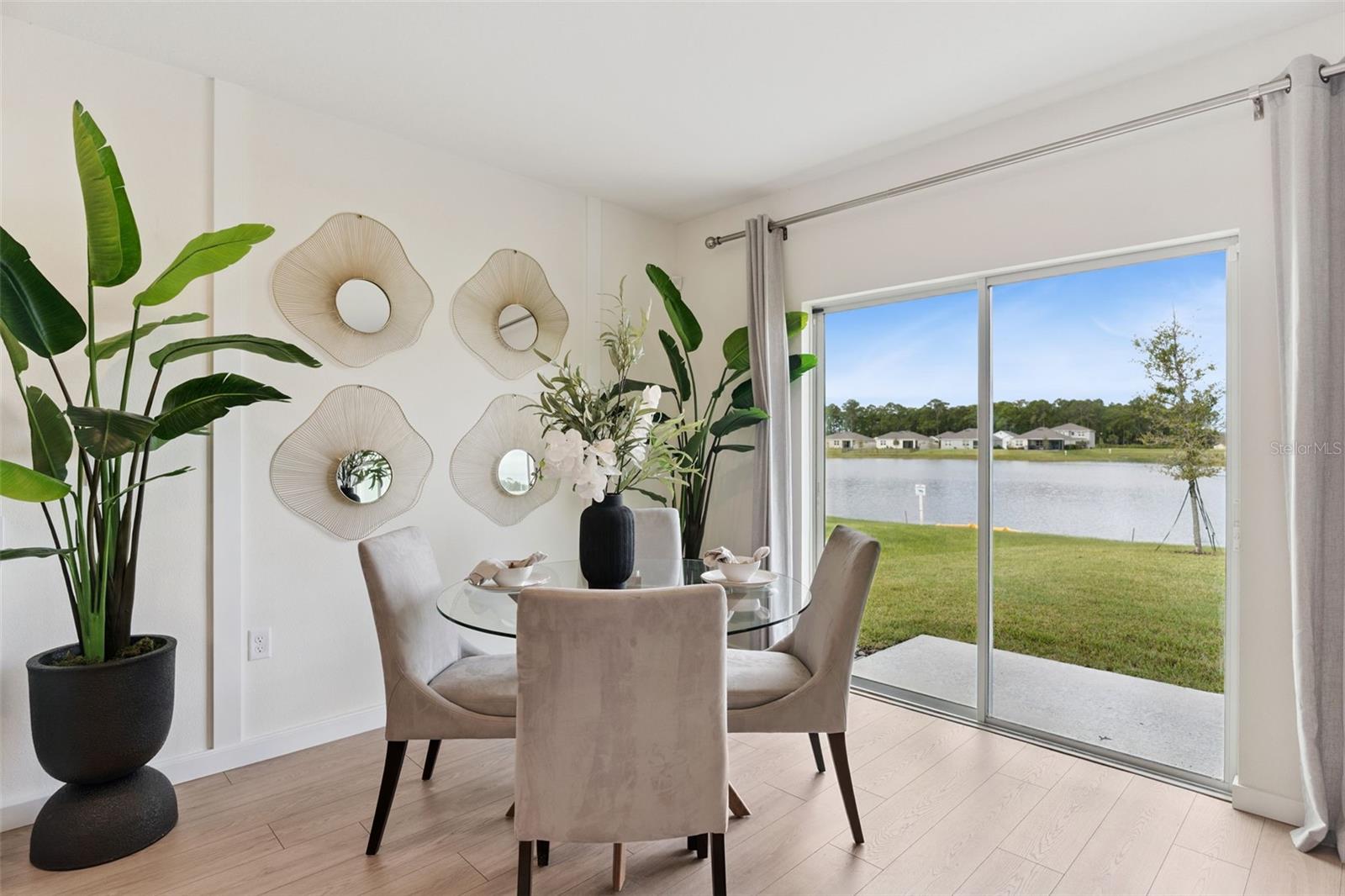 1809 HOWARD MESA Dr KISSIMMEE, FL 34744