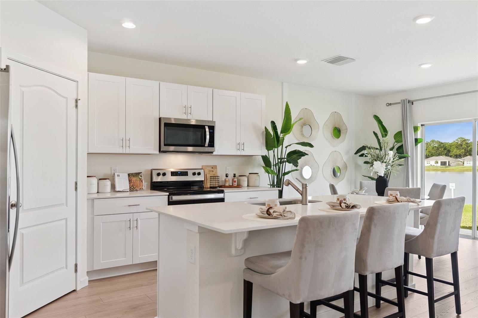 1809 HOWARD MESA Dr KISSIMMEE, FL 34744