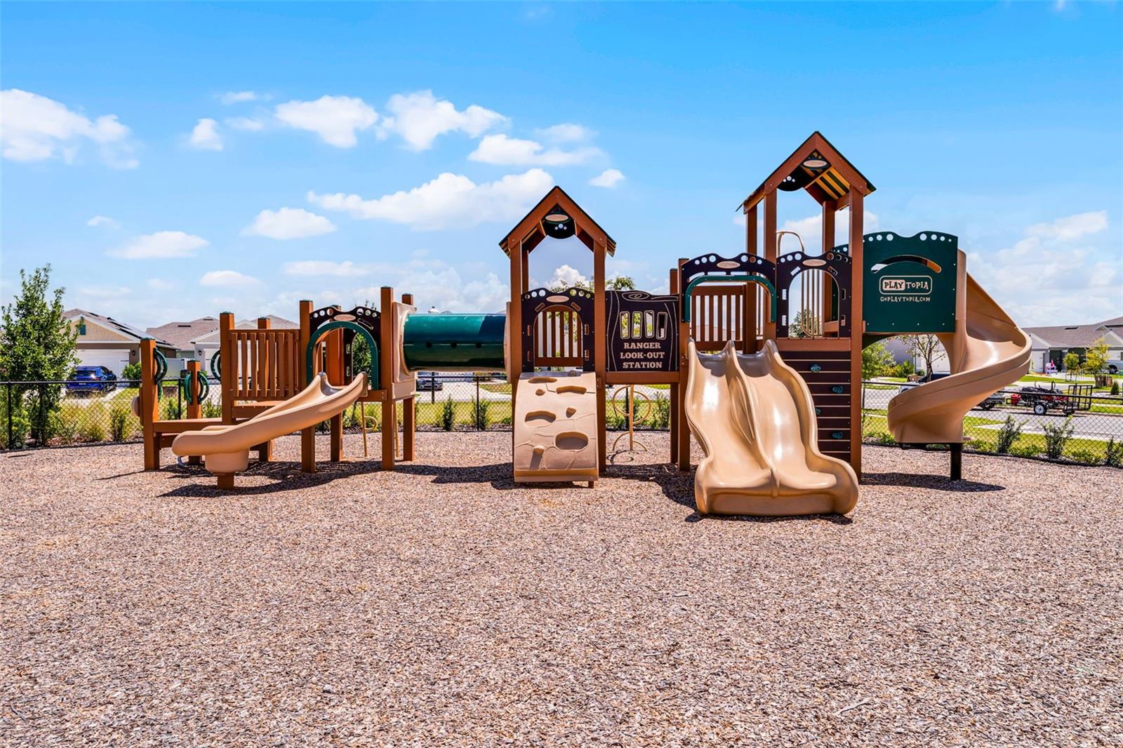 1809 HOWARD MESA Dr KISSIMMEE, FL 34744