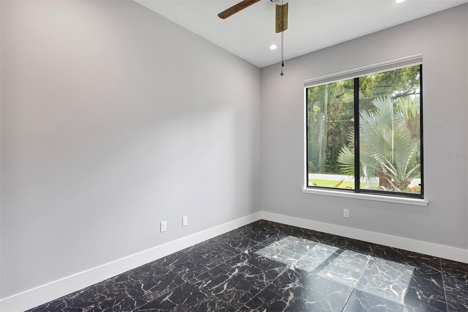 1418 CLARK St ORLANDO, FL 32806