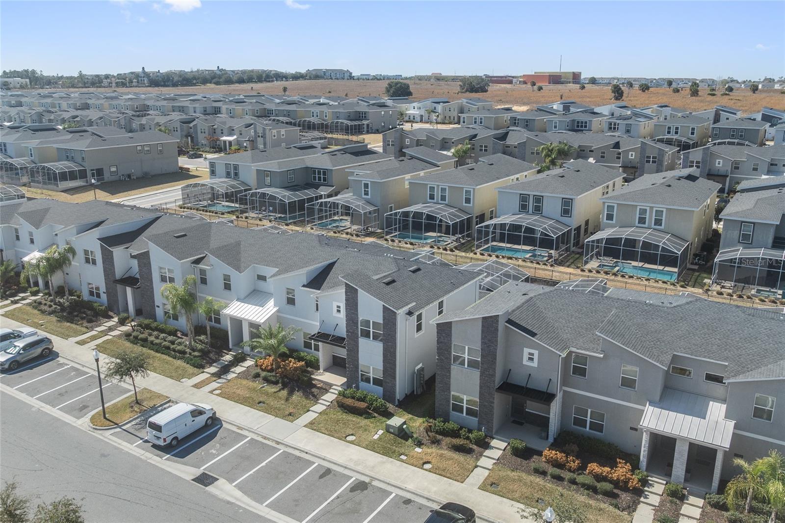 1070 SPLASH SHOT Pl DAVENPORT, FL 33896