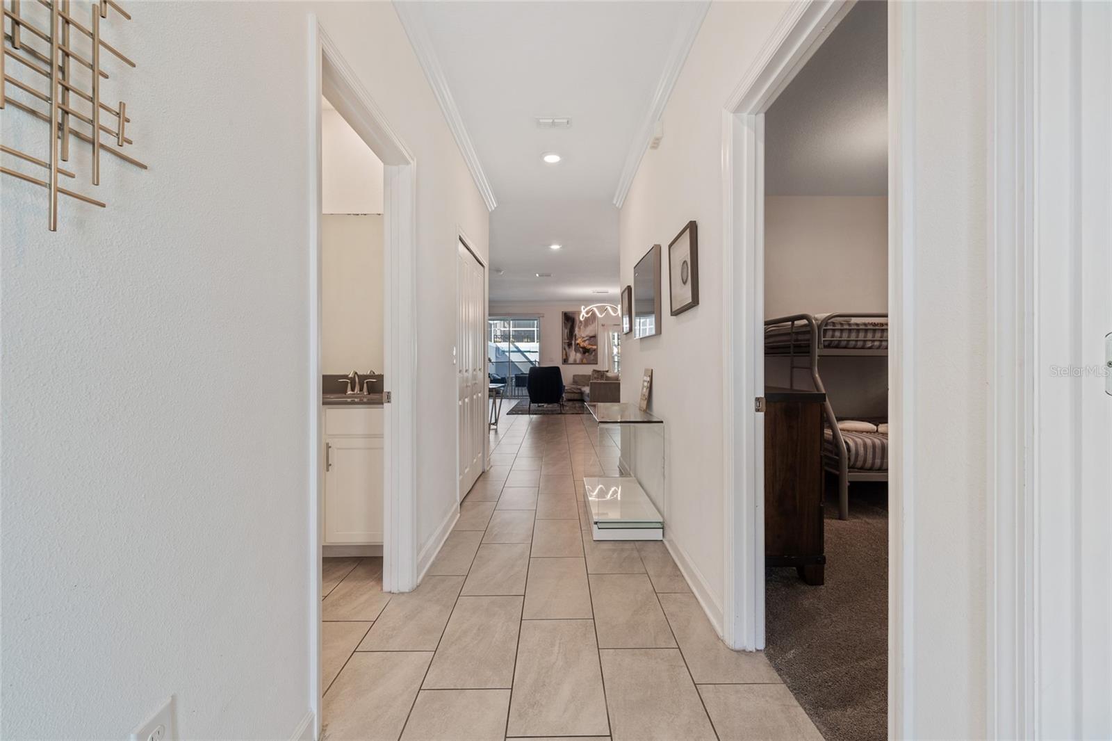 1070 SPLASH SHOT Pl DAVENPORT, FL 33896