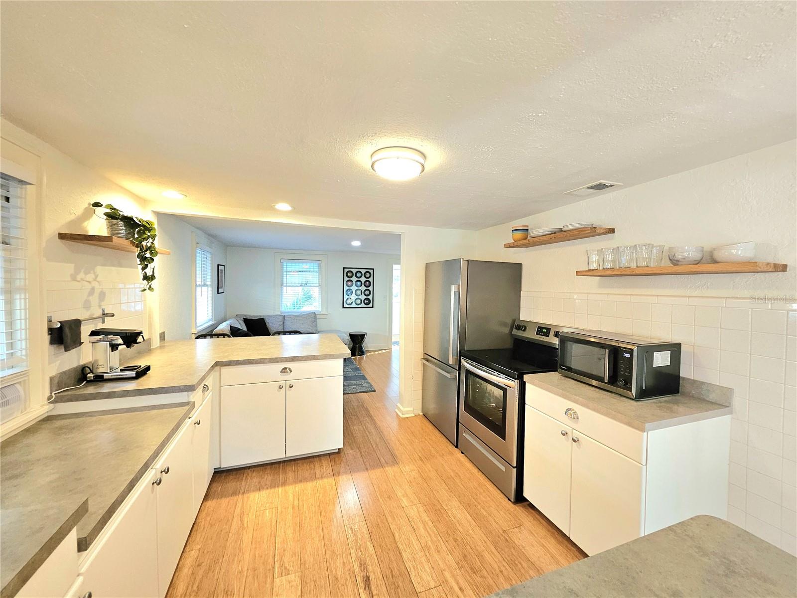 3611 4TH Ave ST PETERSBURG, FL 33713