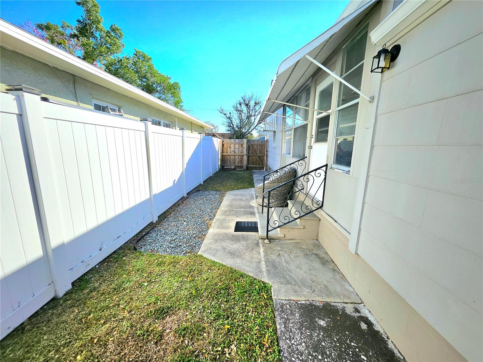 3611 4TH Ave ST PETERSBURG, FL 33713