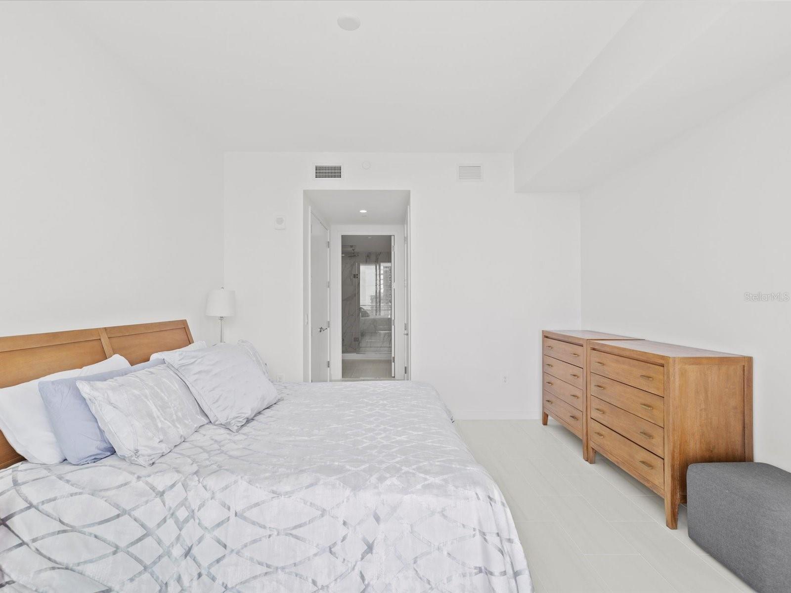 400 CENTRAL Ave #1603 ST PETERSBURG, FL 33701