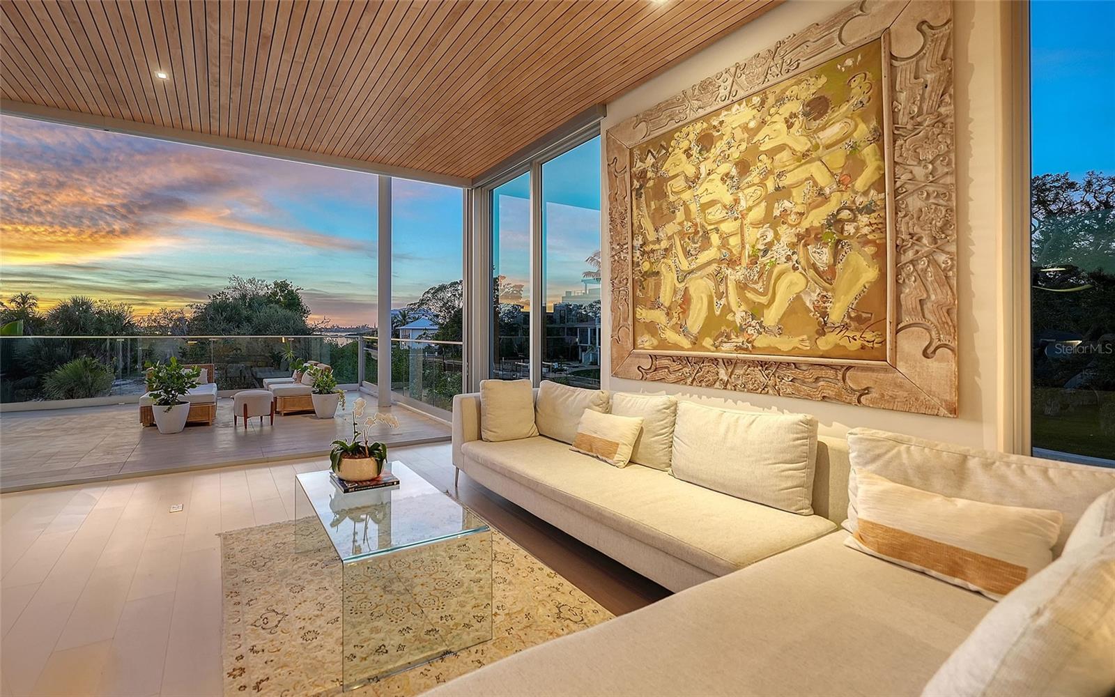 1401 KENILWORTH St SARASOTA, FL 34231