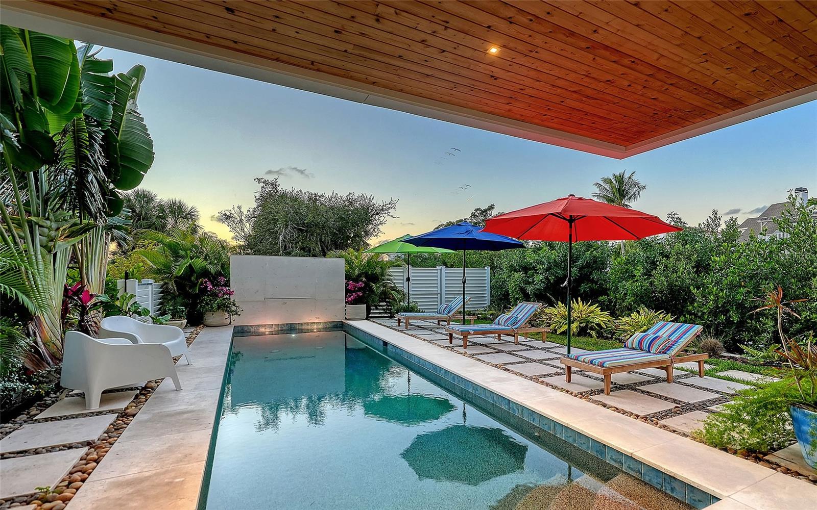 1401 KENILWORTH St SARASOTA, FL 34231