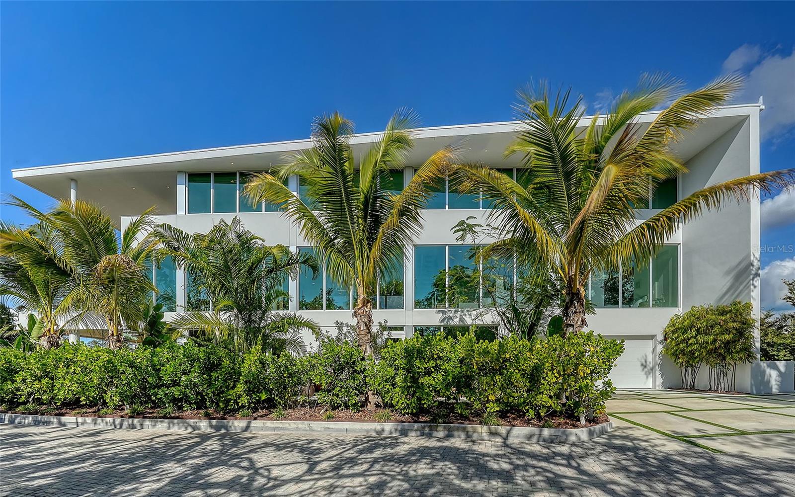 1401 KENILWORTH St SARASOTA, FL 34231