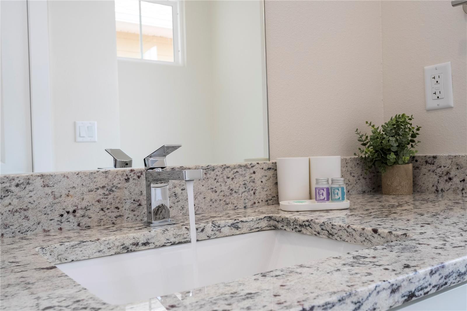 7514 SUNFLOWER Cir KISSIMMEE, FL 34747