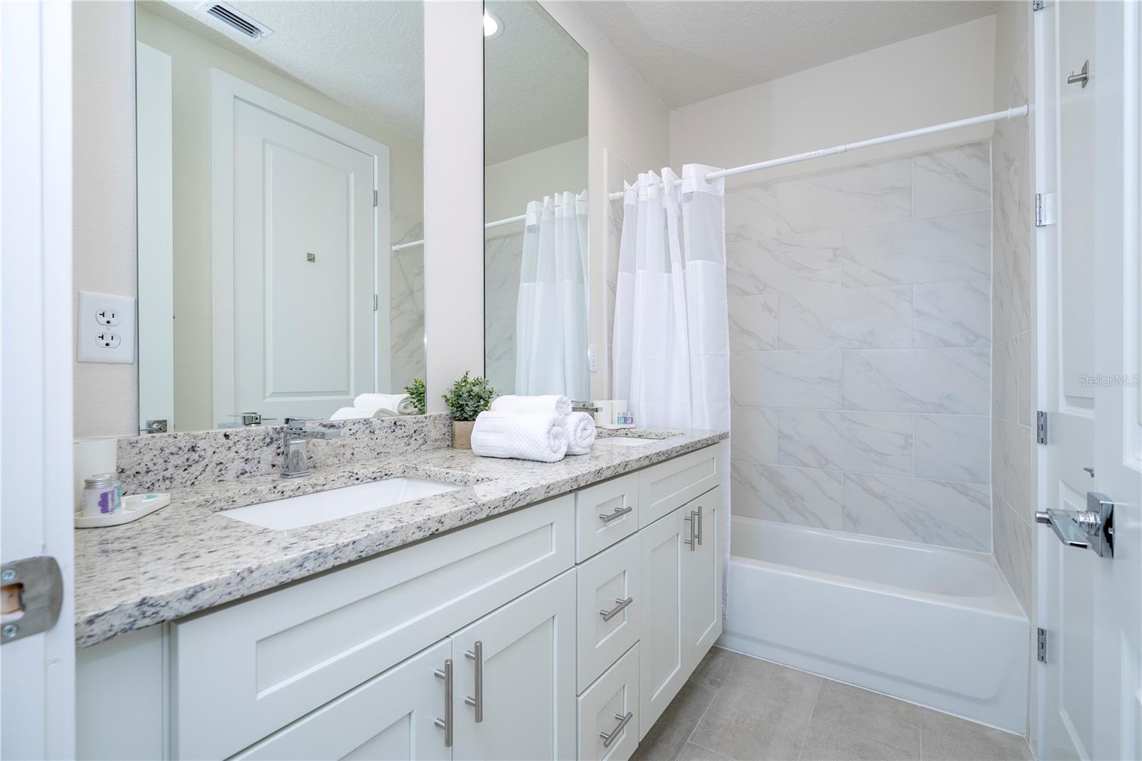 7514 SUNFLOWER Cir KISSIMMEE, FL 34747