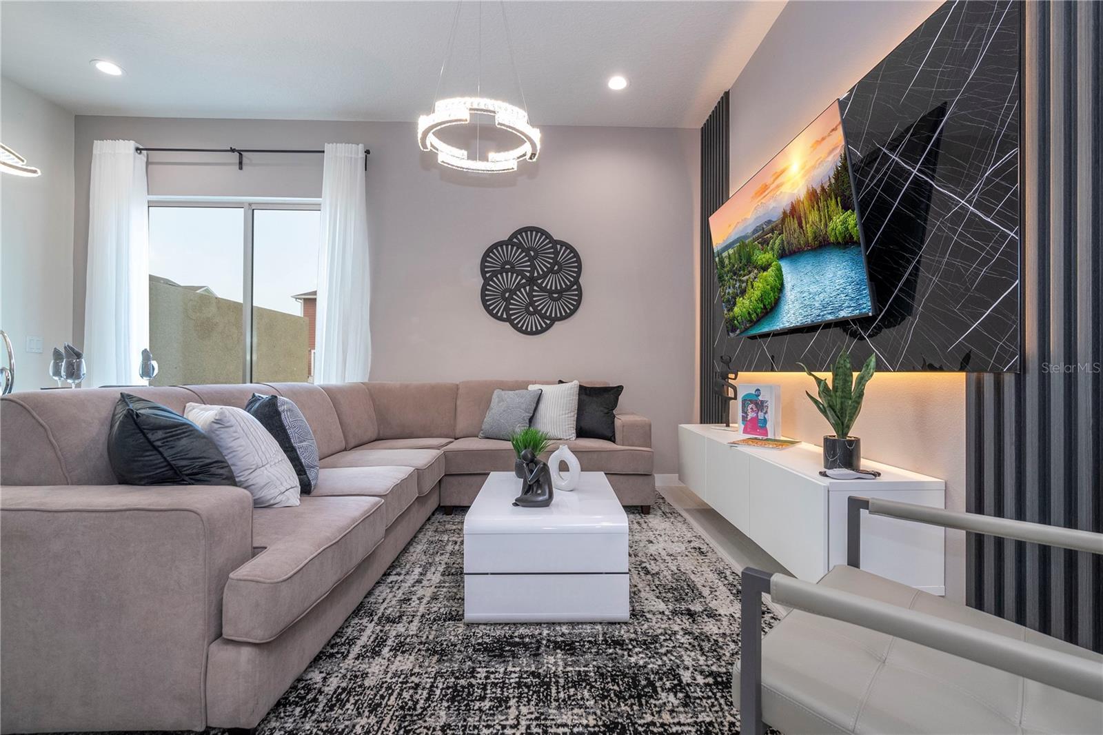 7514 SUNFLOWER Cir KISSIMMEE, FL 34747