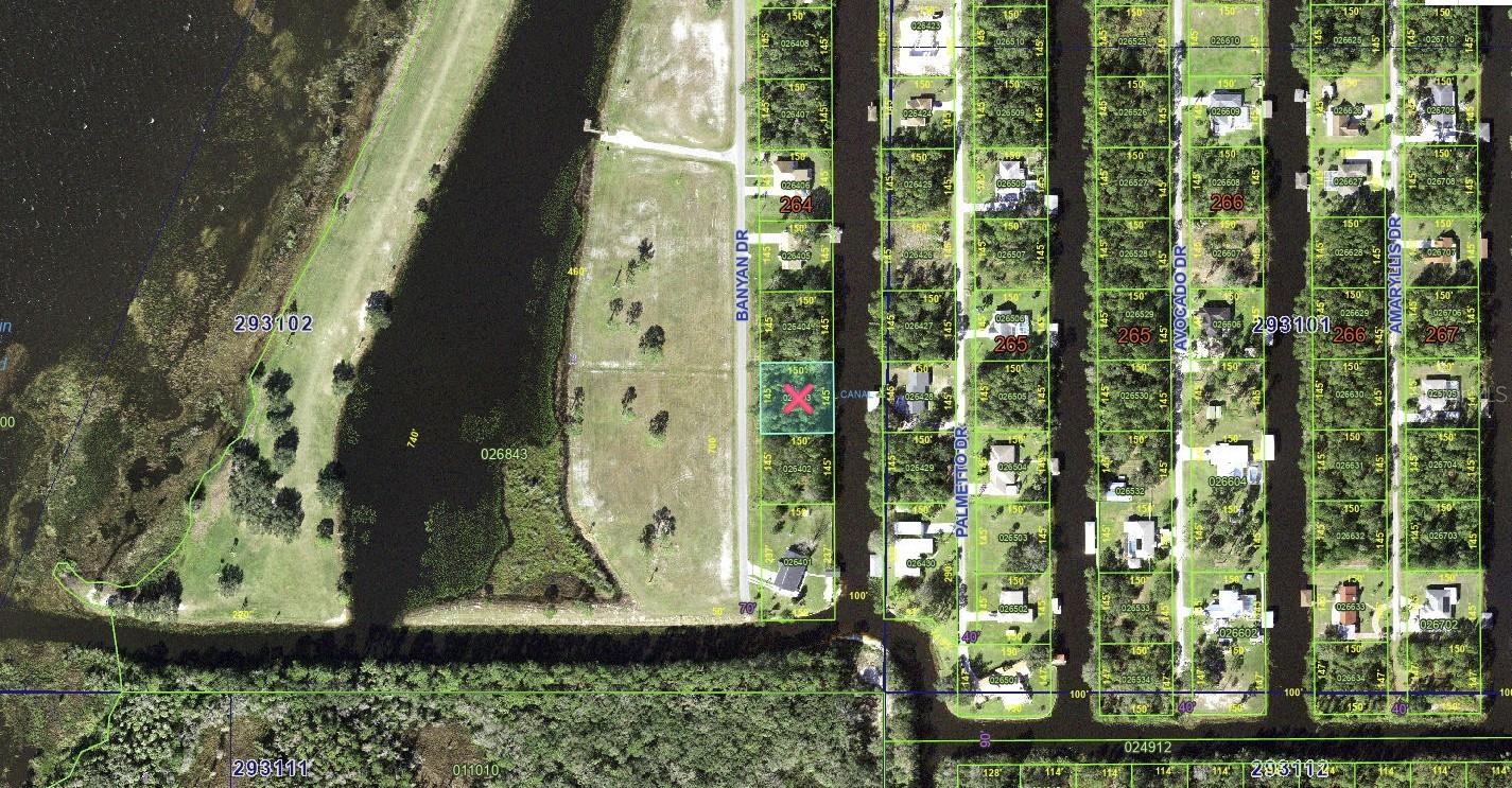 26 BANYAN Dr INDIAN LAKE ESTATES, FL 33855