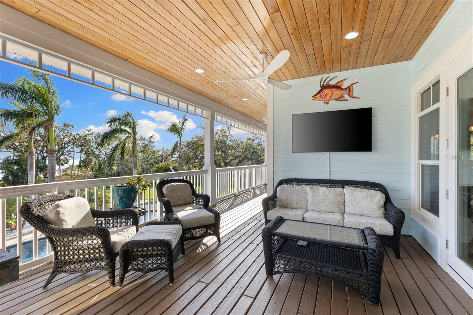 450 BAYSHORE Dr TERRA CEIA, FL 34250