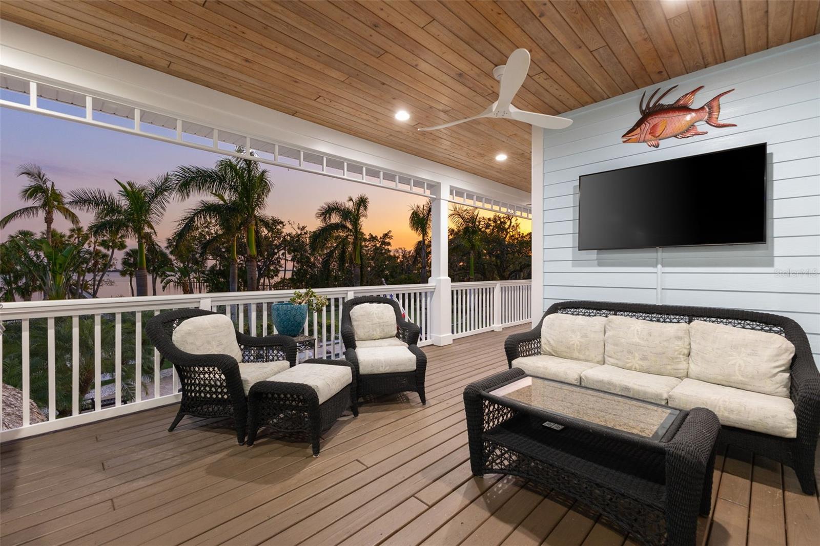 450 BAYSHORE Dr TERRA CEIA, FL 34250