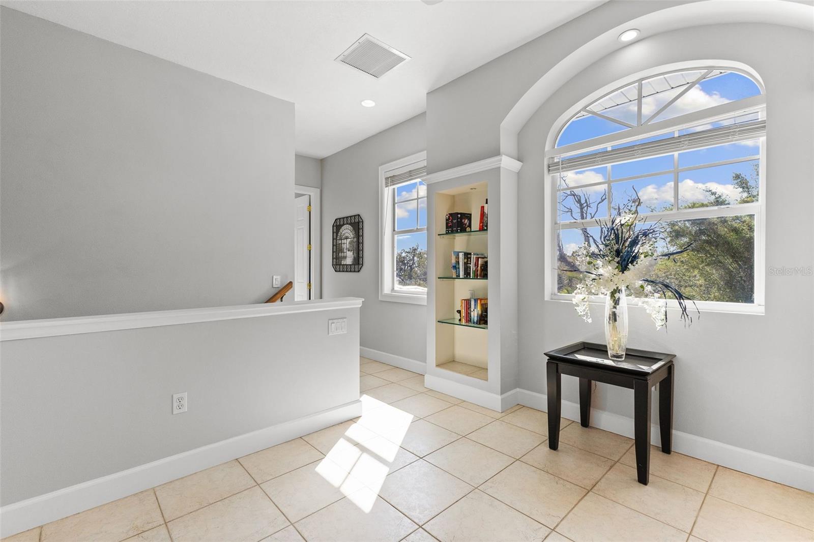 450 BAYSHORE Dr TERRA CEIA, FL 34250